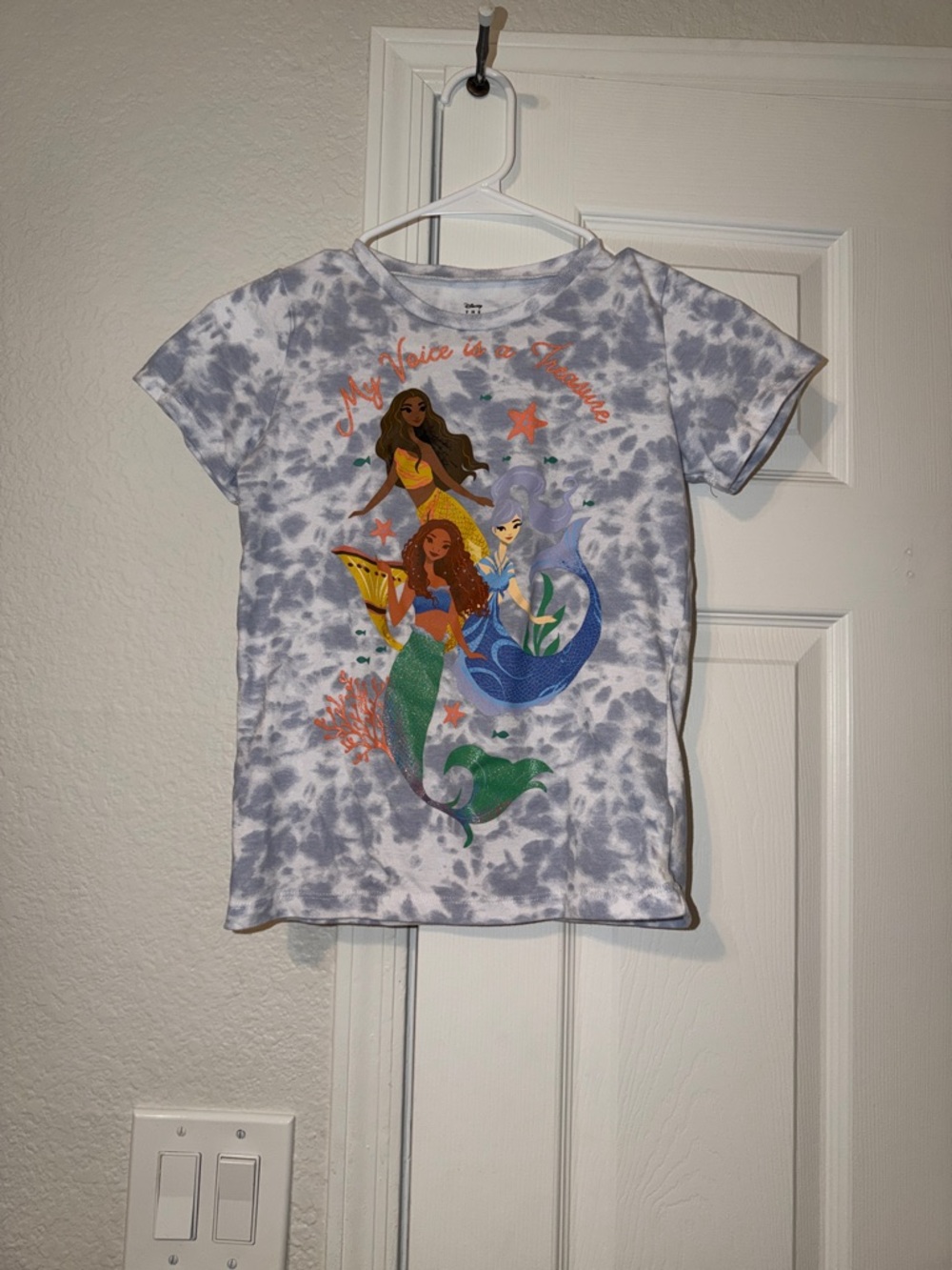 The Little Mermaid Girls Tie-Dye Mermaid Graphic Tee - White & Gray